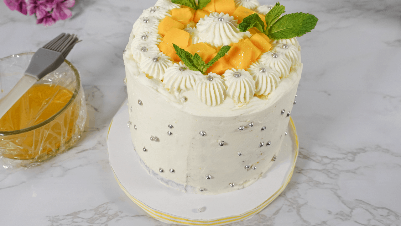 Delicious Mango Cake with Mirror Top - Foxy Folksy | Recipe | Cake recipes, Mango  cake, Desserts